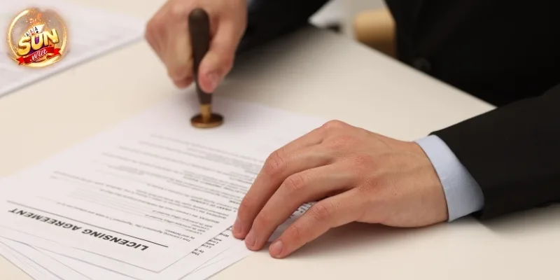 Cam kết tuân thủ và quản trị bền vững